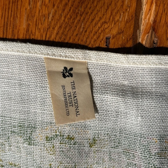 Collector’s Irish Linen Tea Towel - Garden Herbs by Pat Albert - Picture 5 of 5